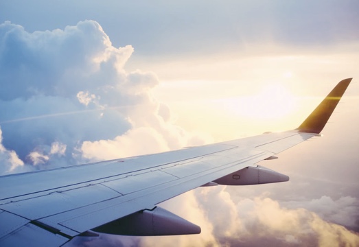 Airplane wing in flight